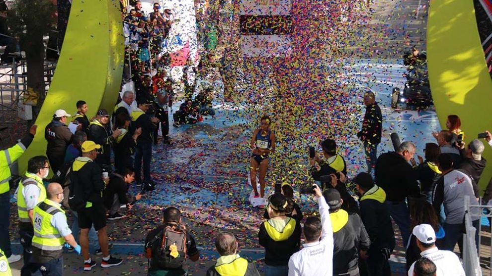 Un keniata y una mexicana se imponen en el Maratón de La Laguna