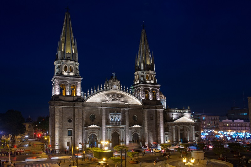 Catedral de Guadalajara, ícono arquitectónico con 4 siglos de historia •  Teorema Ambiental