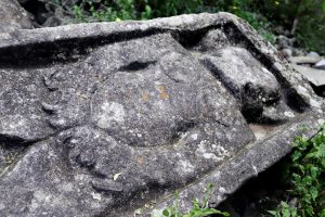 Descubren vestigios prehispánicos en un cerro de Puebla